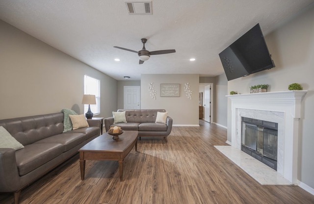 Double Diamond Rentals - Modern 3Bdr home/Families