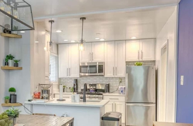 Pewter Palace - Modern Bungalow with Free Parking