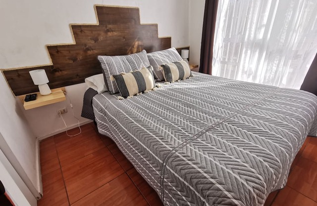 -alojamiento Completo- Wifi y Estacionamiento Gratis - 5 Huespedes