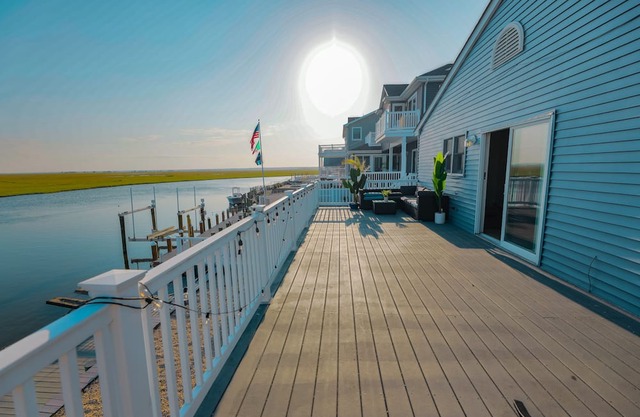 Water Front BnB sleeps 8