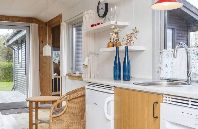 6 person holiday home in Struer