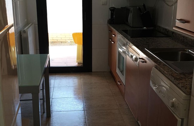 Apartment Jaca, 4 bedrooms, 8 persons