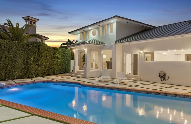 Amazing Blue Bird Lake Mansion. Reimagine Luxury