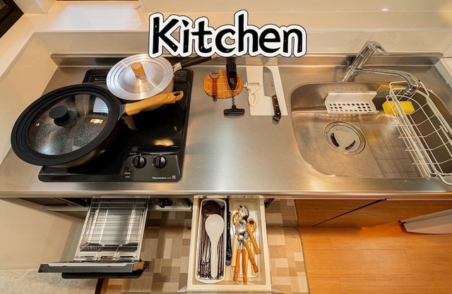 In Tokyo/NRT Airport Direct Arrive/For Family 5-10 people/Luggage storage