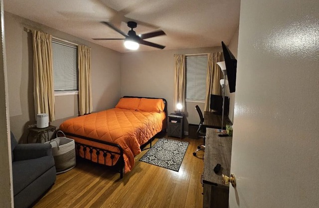 Minutes to DC Capitol Hill. Metro. Perfect for Family Vacay & Remote travel.