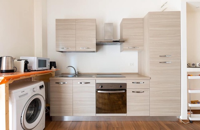 Ai Piedi di San Luca - Free Parking + 3 bathrooms
