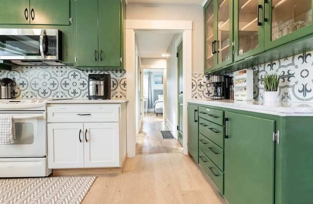 Pet-Friendly Family Home in South Tacoma/Lakewood