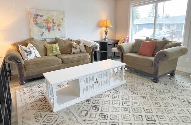 Charming Updated Apartment #3
