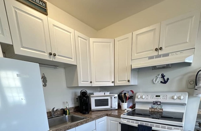 Welcome to your seaside escape!