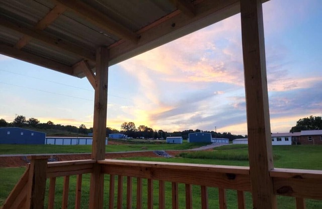 The Holler Inn at Dale Hollow