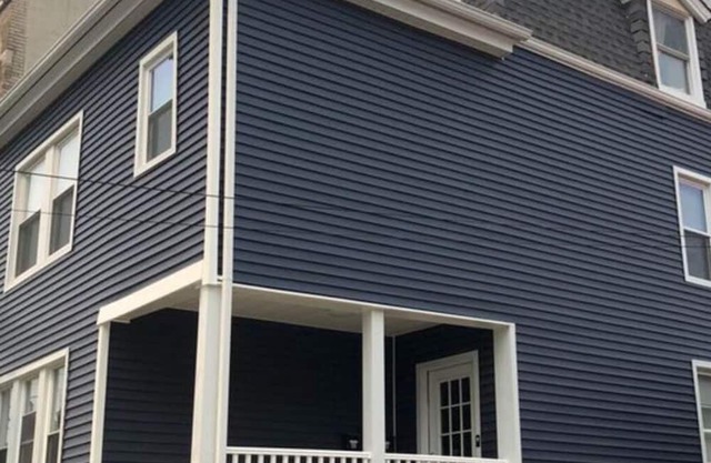 Near Schools! 4 Bedrooms and 2 Baths Apartment with Washer and Dryer