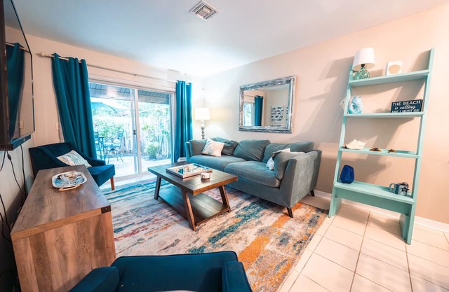 Canaveral Villa - Just Steps to the Ocean/King Bed/Beach Access