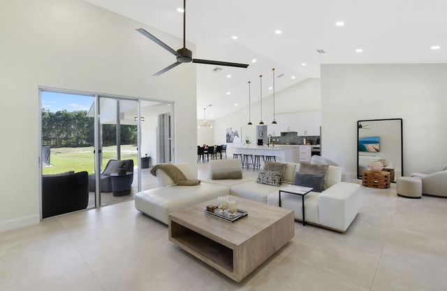 Calm Resort Stay Wellington/West Lake Worth