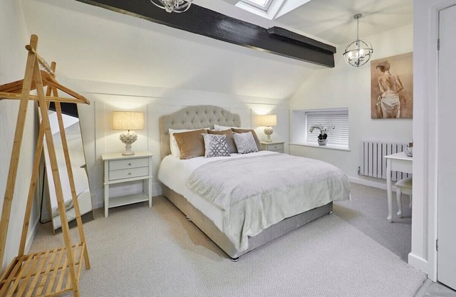 Host & Stay | Eccles Retreat