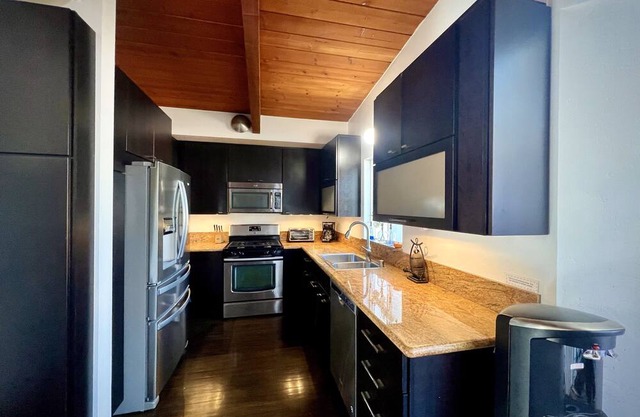 Sunset Cliffs Beach Home