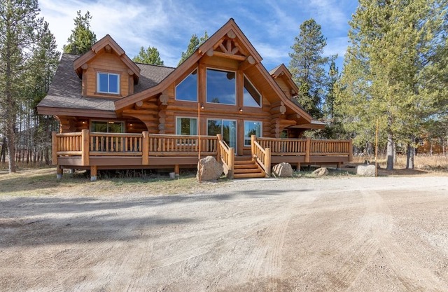 Island Park Paradise/Fish/Hike/40 min Yellowstone