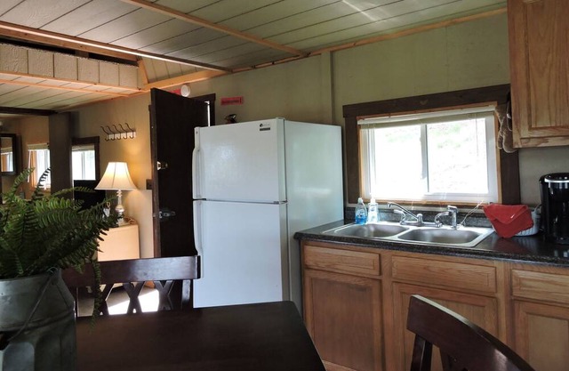 Lazy Daze Cabin at Sparkman Lake