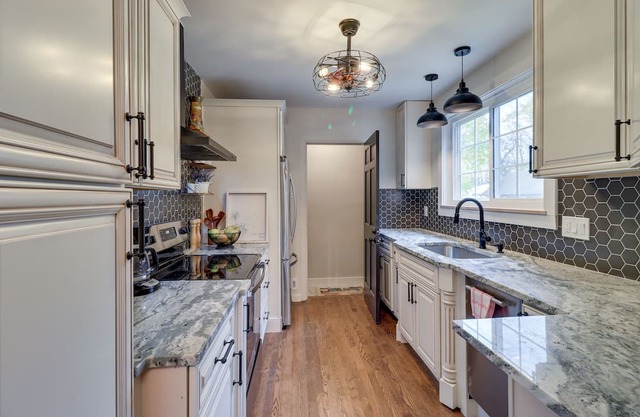 Charming Farmington Home < 1 Mi to Downtown!