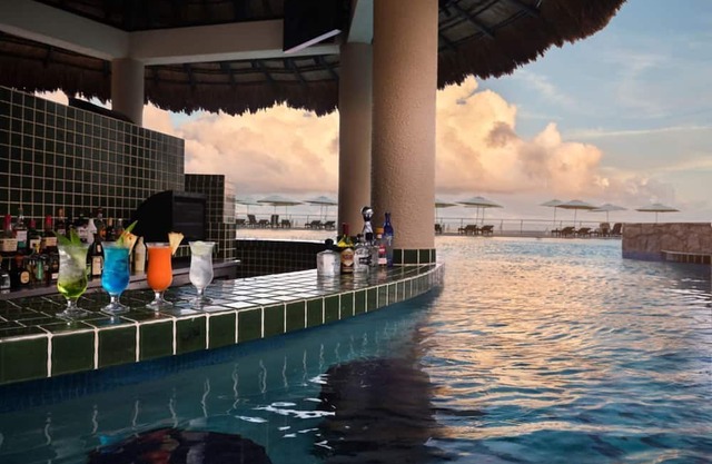 Studio Westin Lagunamar Cancun 12/24 to 12/30
