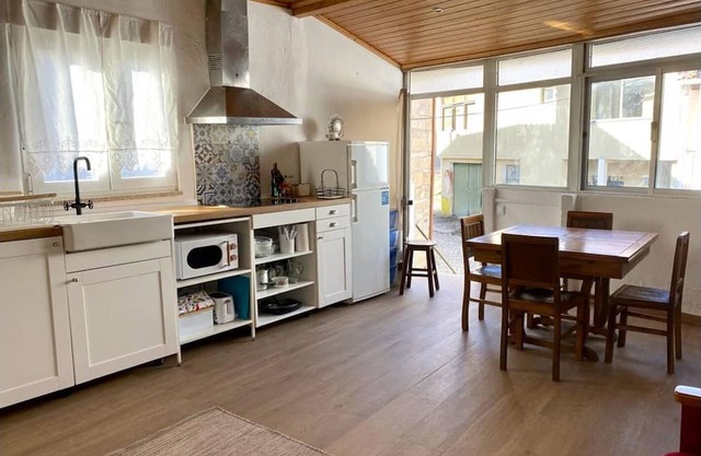 Cozy 3-BR Getaway, Lama de Arcos by LovelyStay