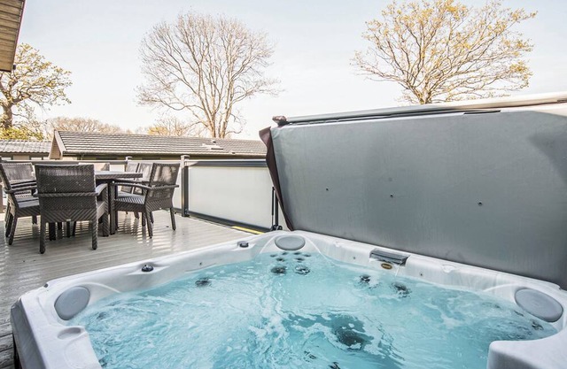 Tennyson Premier Lodge