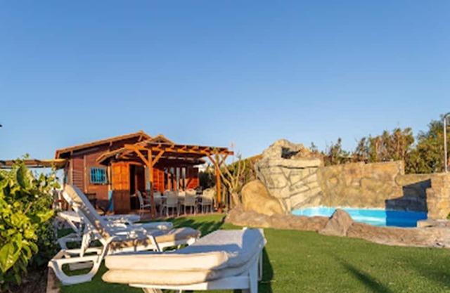 Casa Noray El Palmar- Schwimmbad mit Wasserdüsen