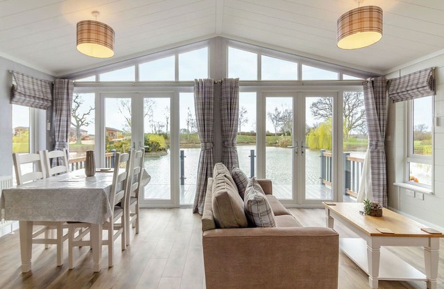2 Schlafzimmer Unterkunft in Swinethorpe, Nr Lincoln