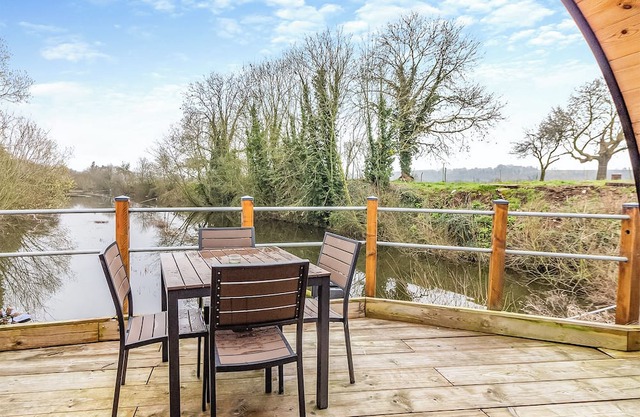 1 Schlafzimmer Unterkunft in Gunthorpe, near Nottingham