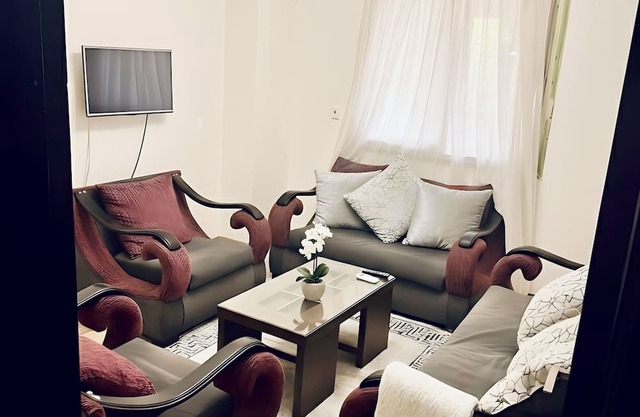 Charming 2 Bedroom Apt at Al Sheikh Zayed