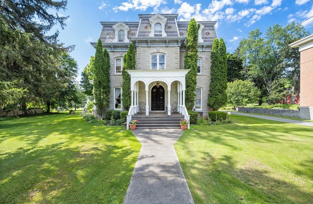 Near Cooperstown–10-BR Mansion for Baseball Groups w/Daily Breakfast & 2 Dinners