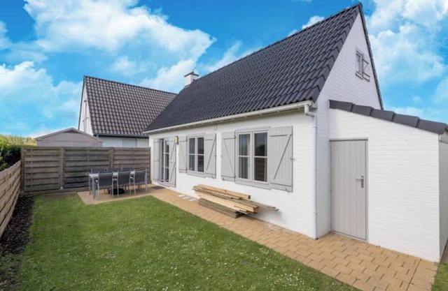 Cosy coastal house on Nieuwendamme estate