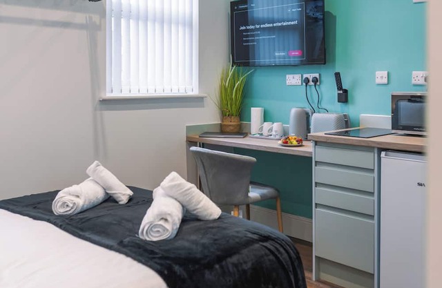 Hilltop Apartment 5 - UK50597