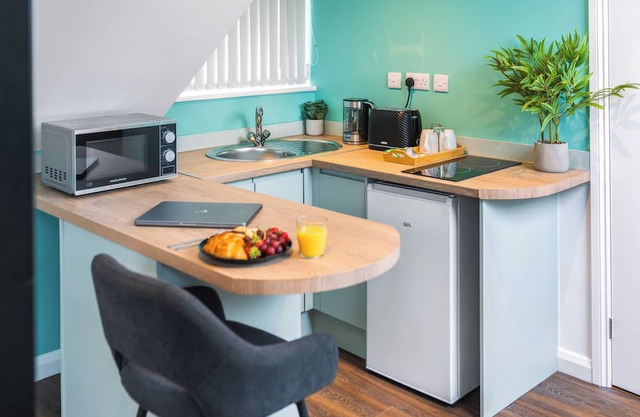 Hilltop Apartment 9 - UK50601