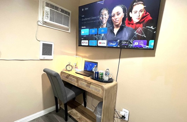 4418 Lot B with 2 rooms 3 beds & bath N. El Monte