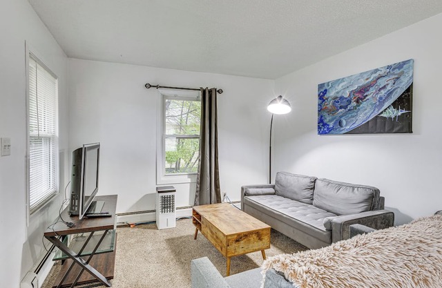 1 Mi to Downtown Bismarck! Residential Duplex