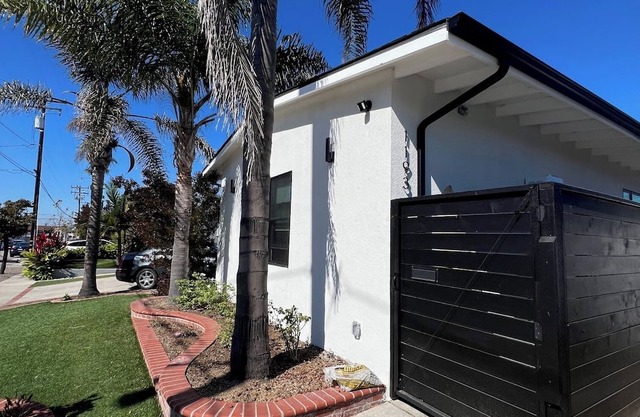 White Heart Beach ADU of Manhattan Beach CA