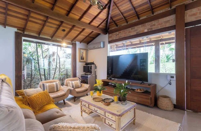 Ferradura-Beach Tennis e Piscina