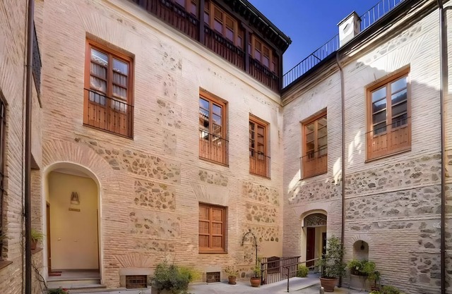 Apartment 'Palace Suite' Toledo mit Balkon, WLAN und Klimaanlage