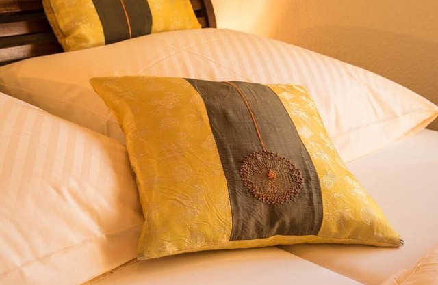 Double room HERKULESSÄULEN - WITHOUT breakfast - - Pension Am historischen