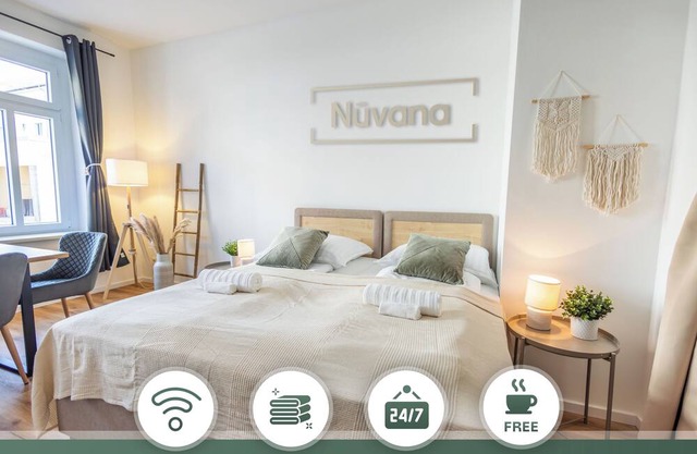 Modern 3-Room Apartment with Balcony | Kitchen, WiFi, Bathroom