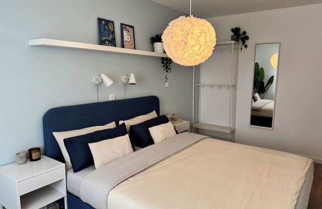 JUPAS° | Saartal Suite - Smart & Netflix