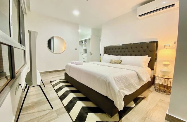 Luxury Exclusive Loft @ Santana Lofts