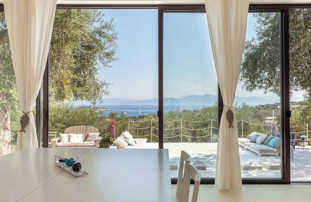 Panayia View - Six Bedroom Villa, Sleeps 14