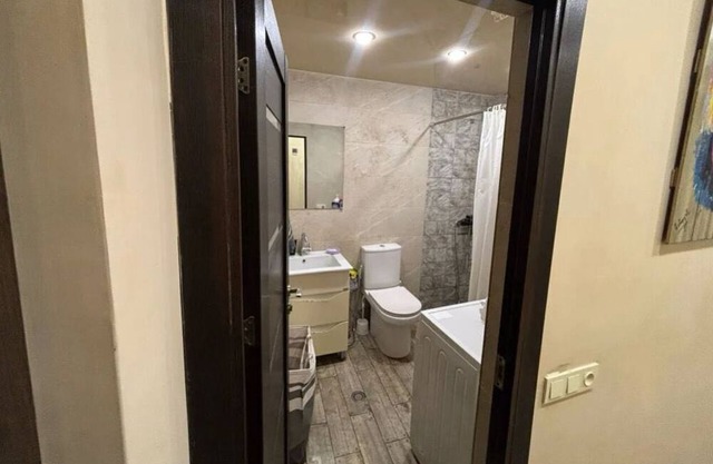 2-bedroom apartment in charming Yerevan with AC, fitness room