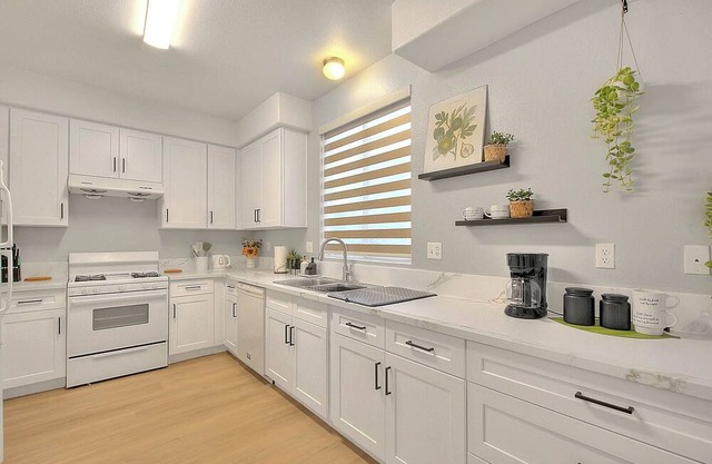 West Covina 5BR/3BA/Near LA/Arcadia/Disneyland