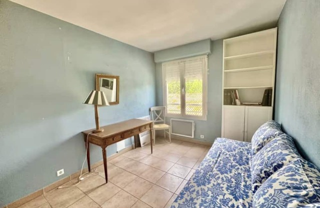 Beautiful T4 apartment with large terrace
