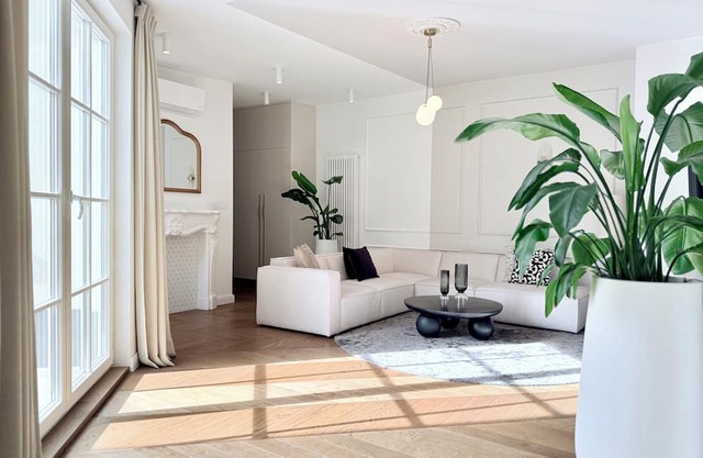 Luxury Penthouse Direct Lift Terrace Parking