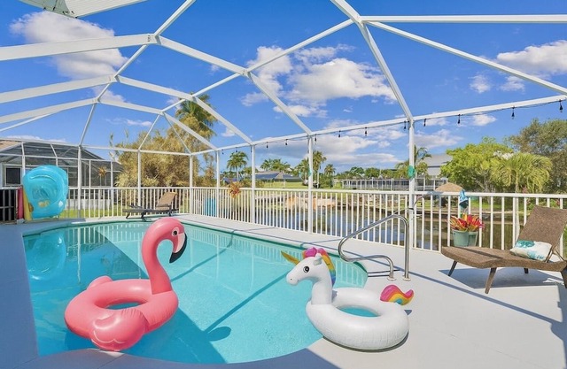 NEW! Seahorse Cove - Pool, Gulf Access & Tiki Bar