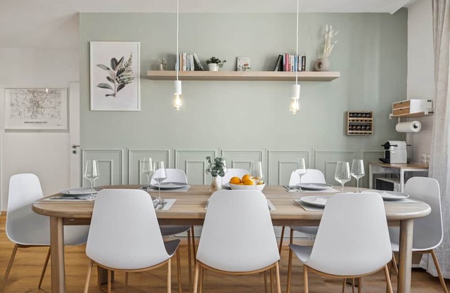 Hellohome Urban Design Apartment am Schloss 115qm/8 Pax Kicker