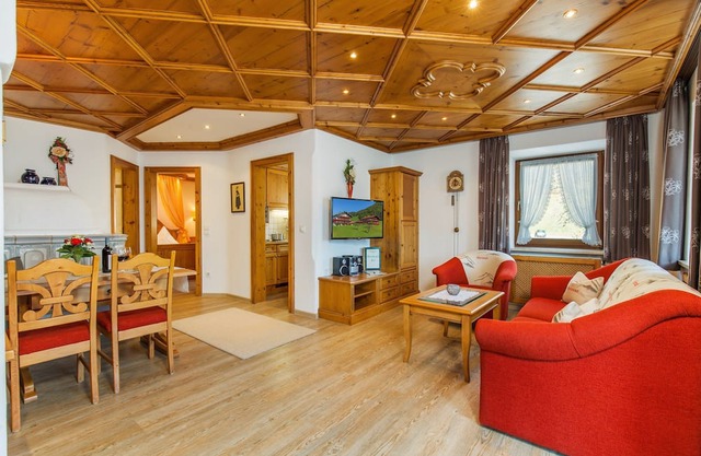 NEU - Zellerberg 45 bis 50 qm, Balkon, Küche, 1 Schlafzimmer, Wohnzimmer, 4 Pers, WLAN